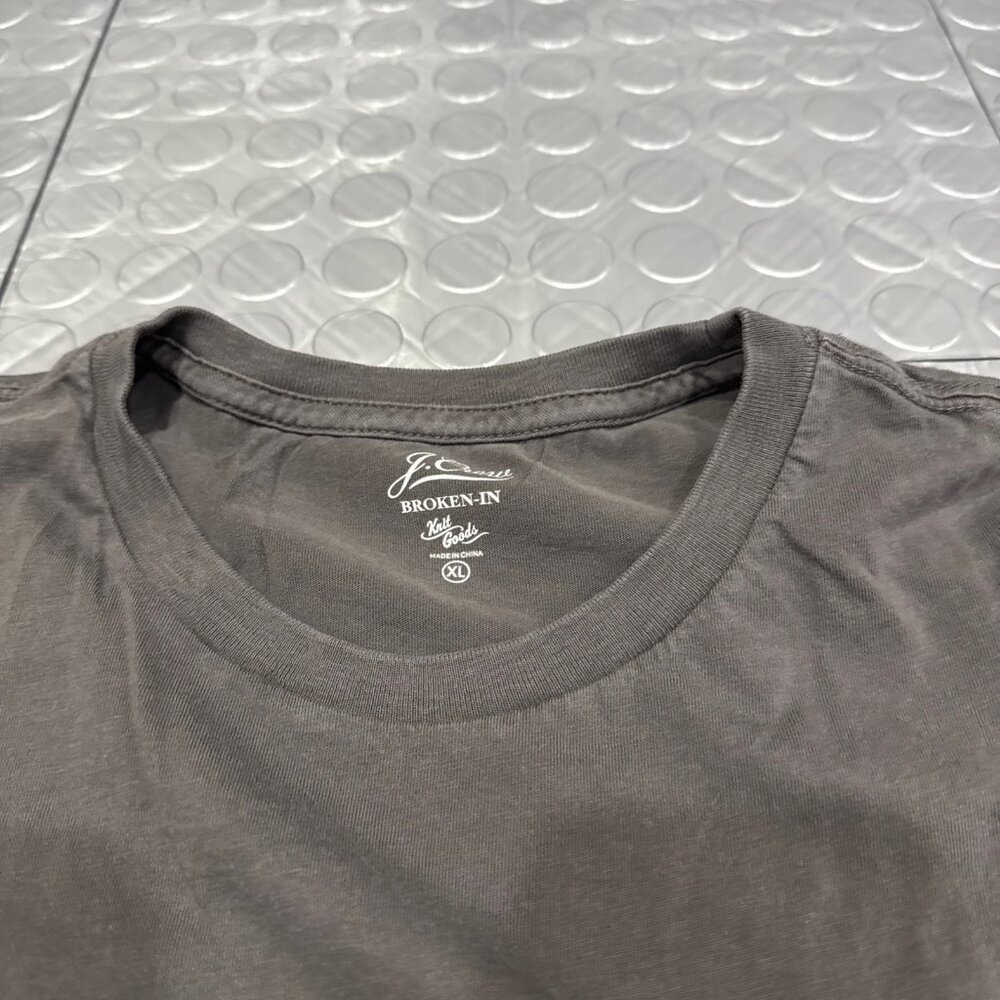 J Crew Classic Fit Broken-In Cotton Crewneck Short Sleeve T-Shirt Coal XL - Picture 2 of 5